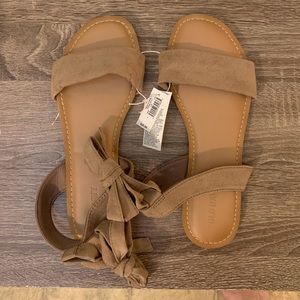 🪴 NWT Women’s summer sandals